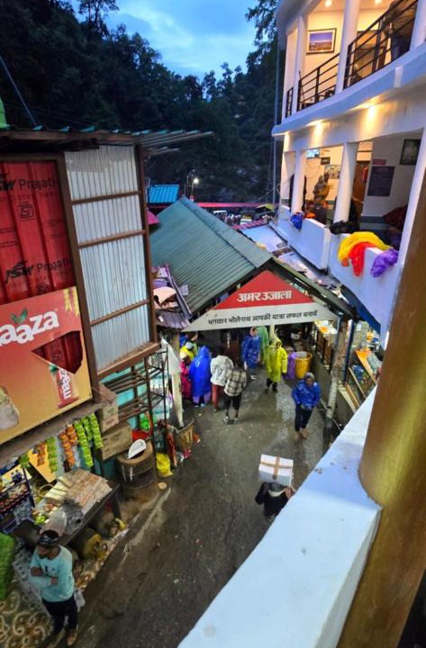 Gaurikund Hotel | Rajkamal Guest House