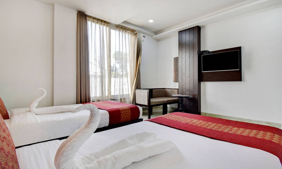 Gopalbari Hotel | Raya Inn