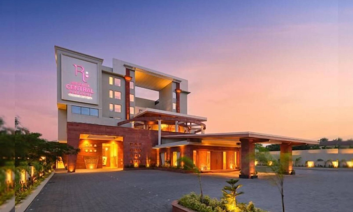 Mohol Hotel | Regenta Central Shivani Solapur