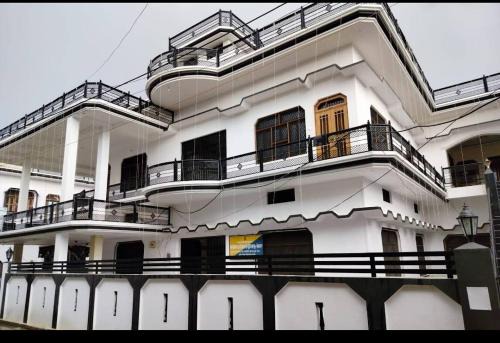 Lalitpur Bed & Breakfast | RG Guest house