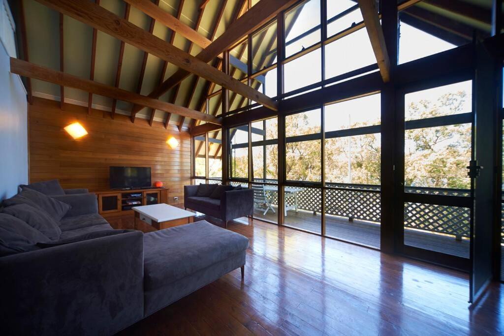 Bar Point House | Riviera on Hawkesbury