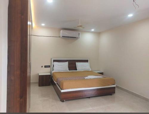 Uppalapadu Hotel | RKGRANDROOM's