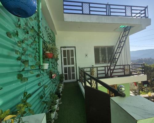 Almora House | Roaming Rovers - Pet-Friendly & Peaceful Homestay in Almora