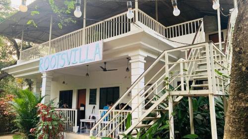 Vagator Hostel | Rootsvilla- Community Living and Experiential Stays