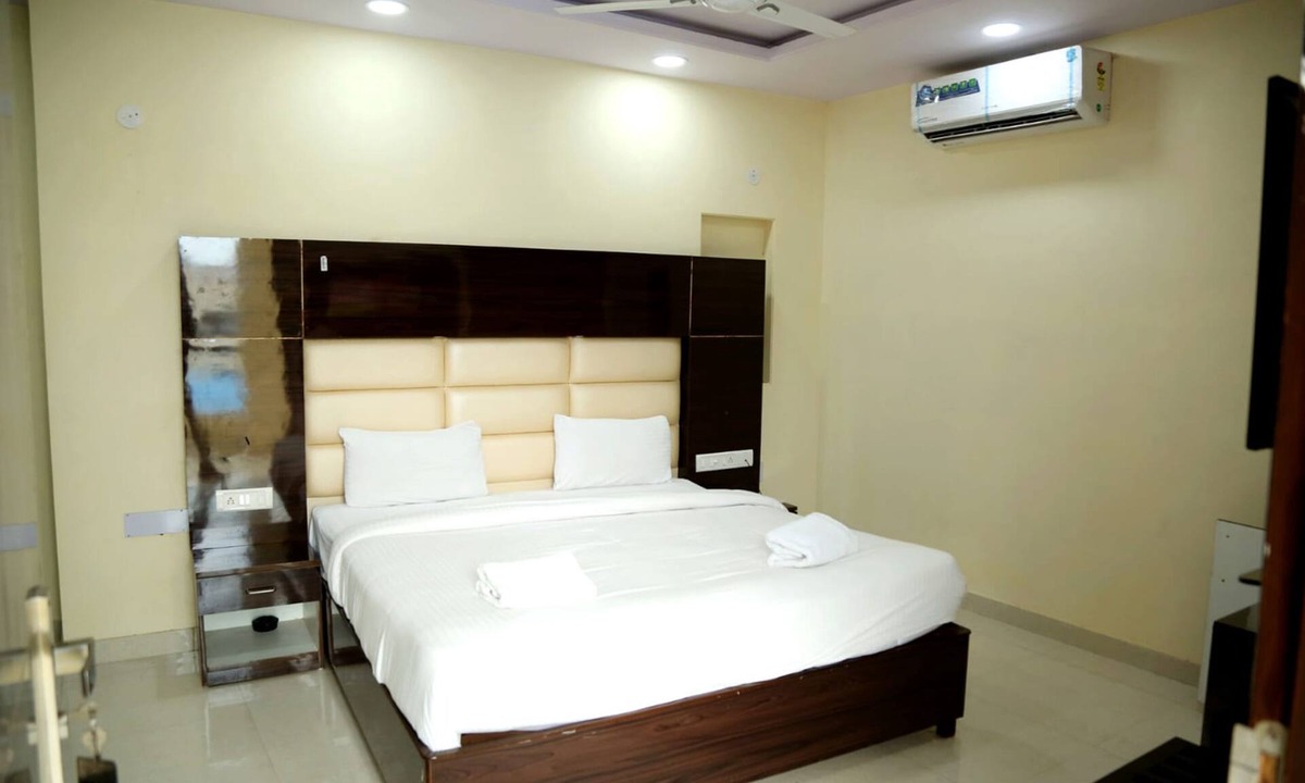 Amer Hotel | Roshan Haveli