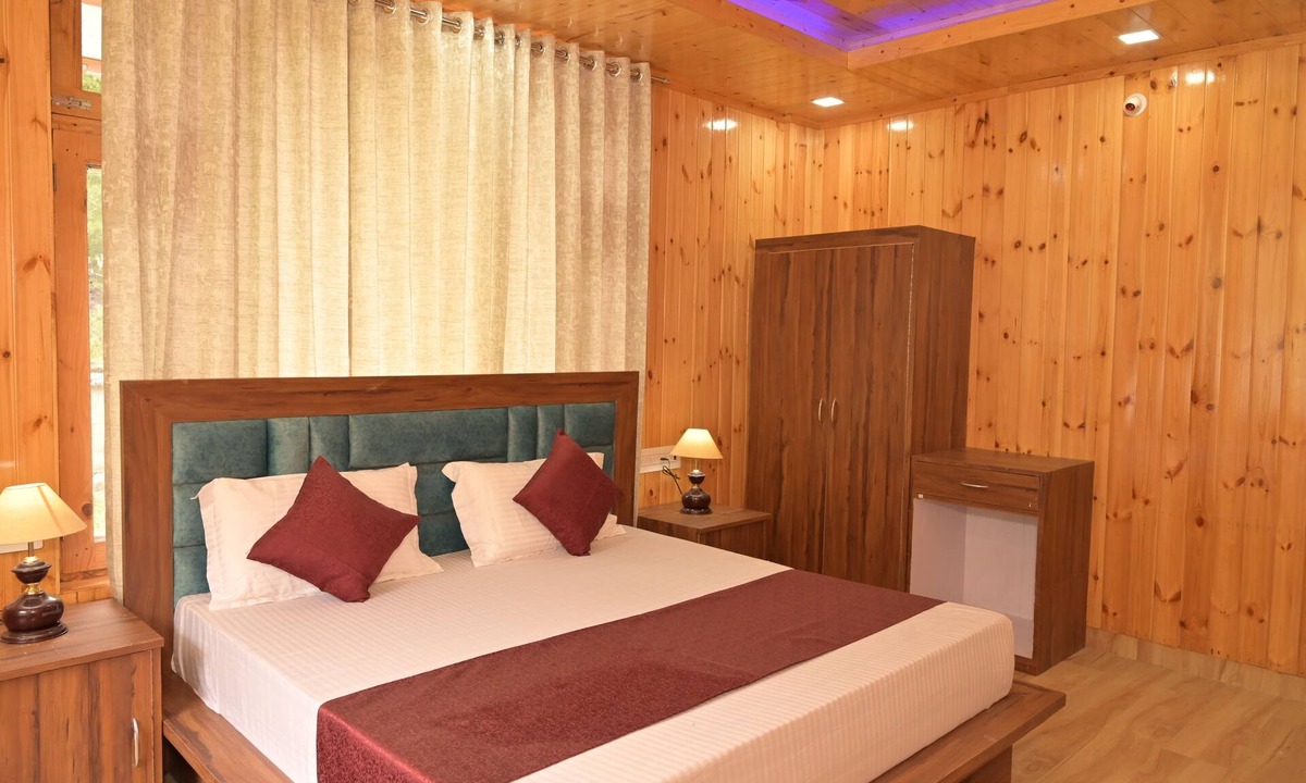 Banjar Hotel | Royal Galaxy Tirthan