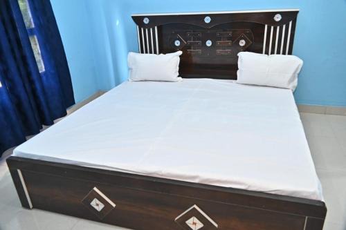 Bilgram Bed & Breakfast | Royal hotel