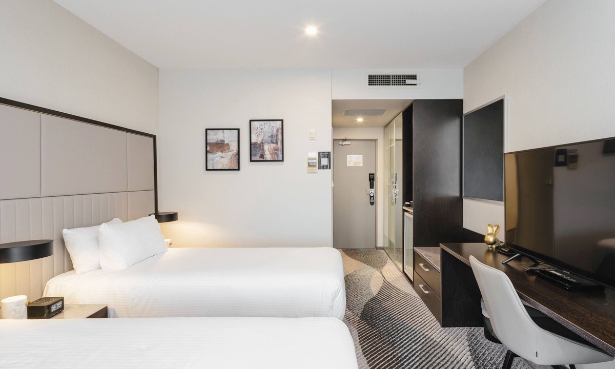 Lane Cove North Hotel | Royal Pacific Hotel