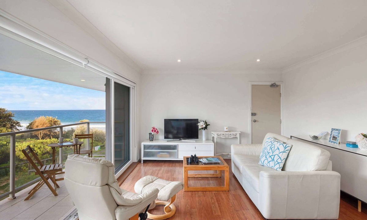 Narrabeen Apartment | Royal Surf - Beach Front Paradise