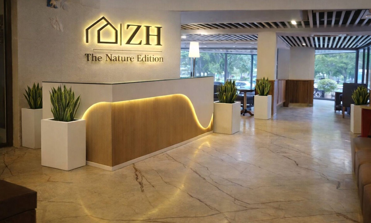 Sector 51 Hotel | S by Z Hotels, Baani Square