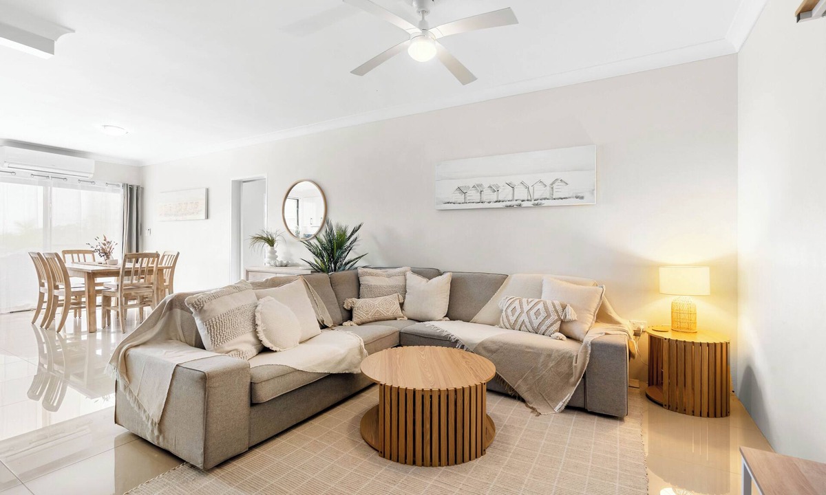 Forster Apartment | Salt & Sand - Pool & Walk to Beach