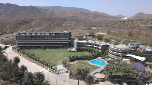 Udaipur Hotel | Seasons Park Resort