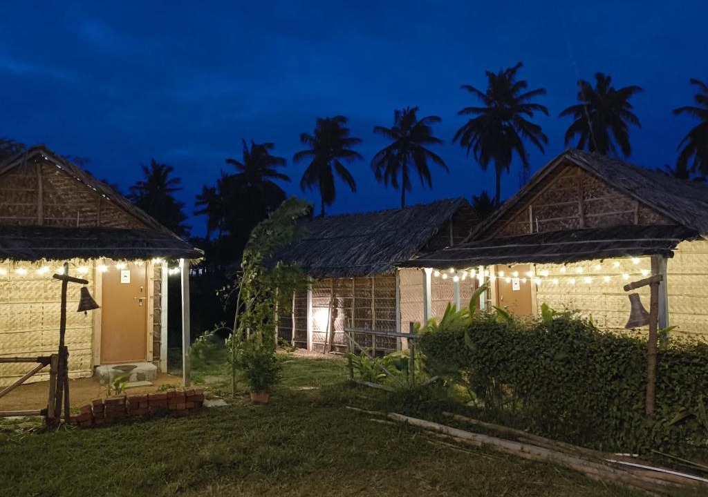 Sanapur House | Serene Boulders Hampi
