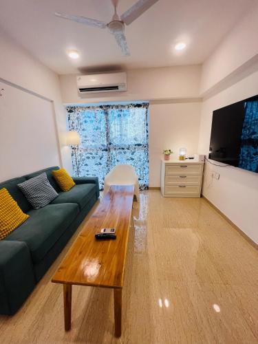 Kadadhe Apartment | Serene white studio - 2nd floor
