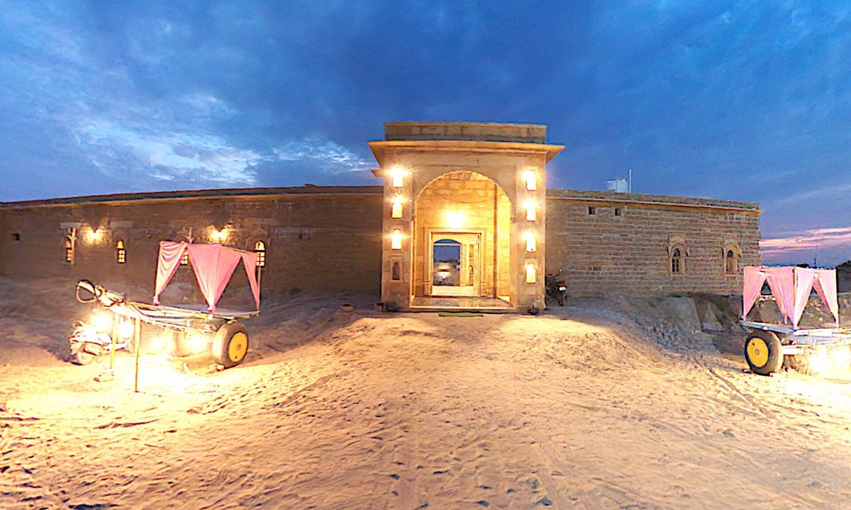 Kanoi Other | Seven Palms Luxury Camp