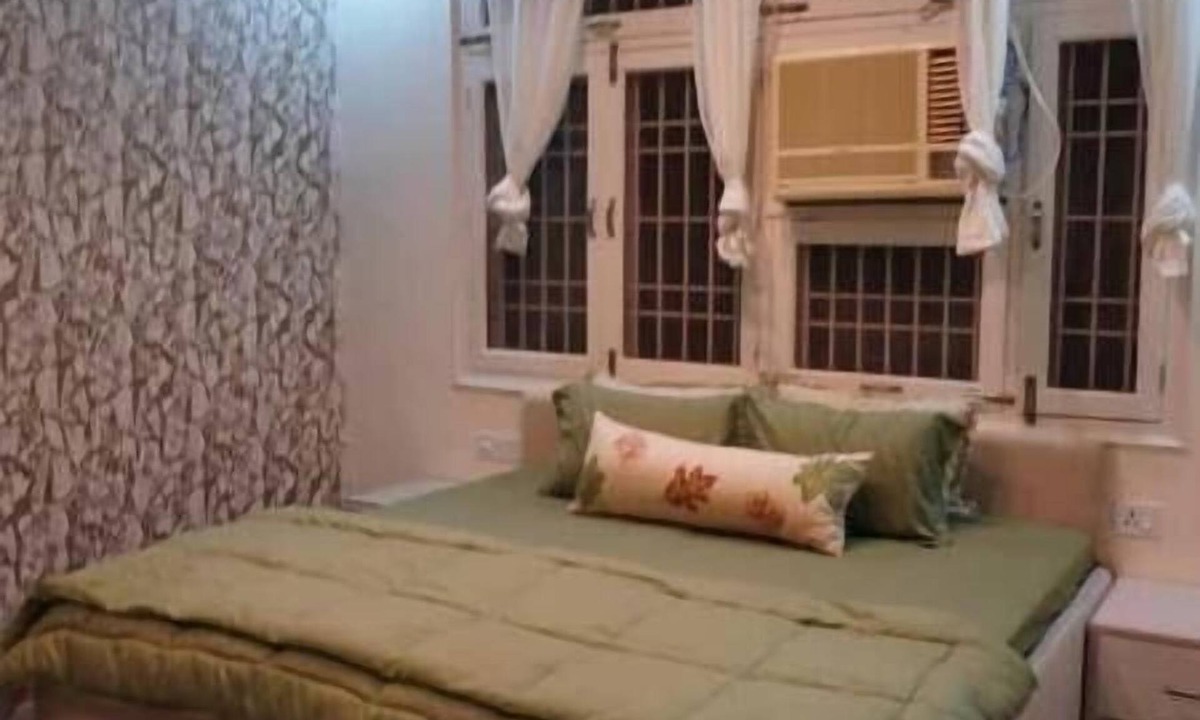 Agra Apartment | Shahatoot Stays – Elegant 2BHK Retreat in Dayalbagh, Agra