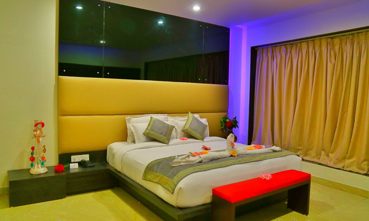 Bharatpur Hotel | Shiv Vilas Palace