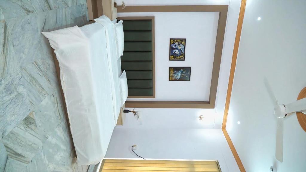 Gorakhpur House | Shree Guest House Gorakhpur