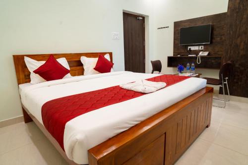 Central Chennai Hotel | Shree Kandhan Living Homes