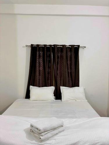 Varanasi House | Shree Radha Madhav Accommodation