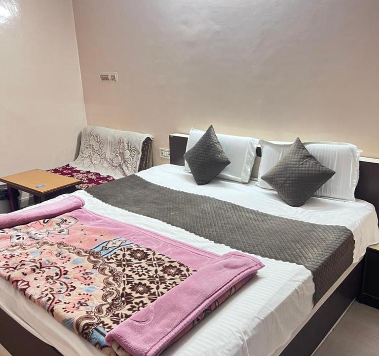 Chittorgarh Hotel | Shree Sanwariya Hotel