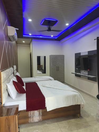 Mayapur House | Shree Shyam guest house