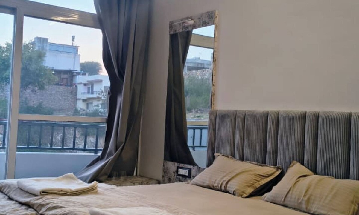 Nathdwara Hotel | Shree Vallabh Resort