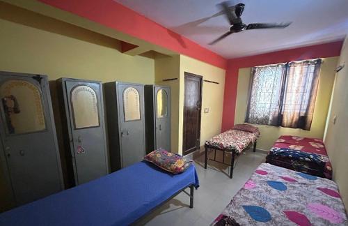 Khattalwada Hostel | Siri Krishna Gents PG