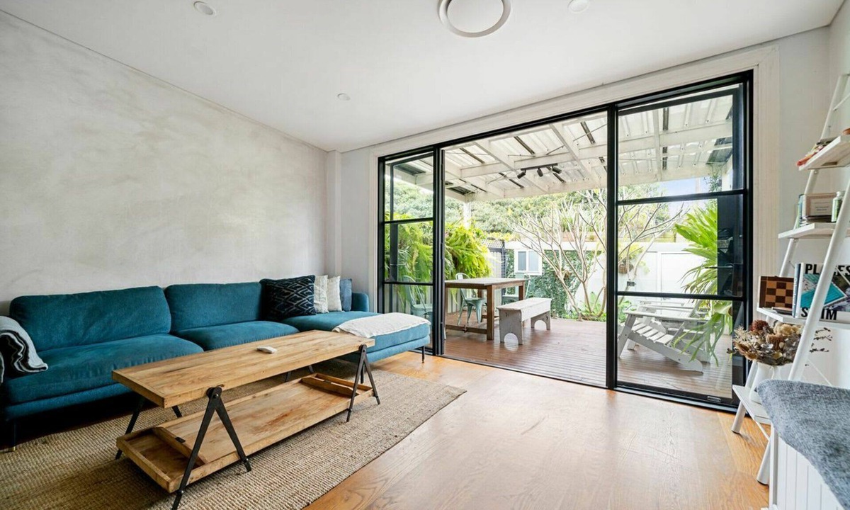 Tempe House | Sleek Tempe Pad near SYD Airport & Transit