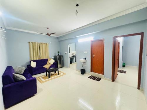 Hyderabad Apartment | Spacious 2BHK Flat near Wipro Circle in Gowlidoddy