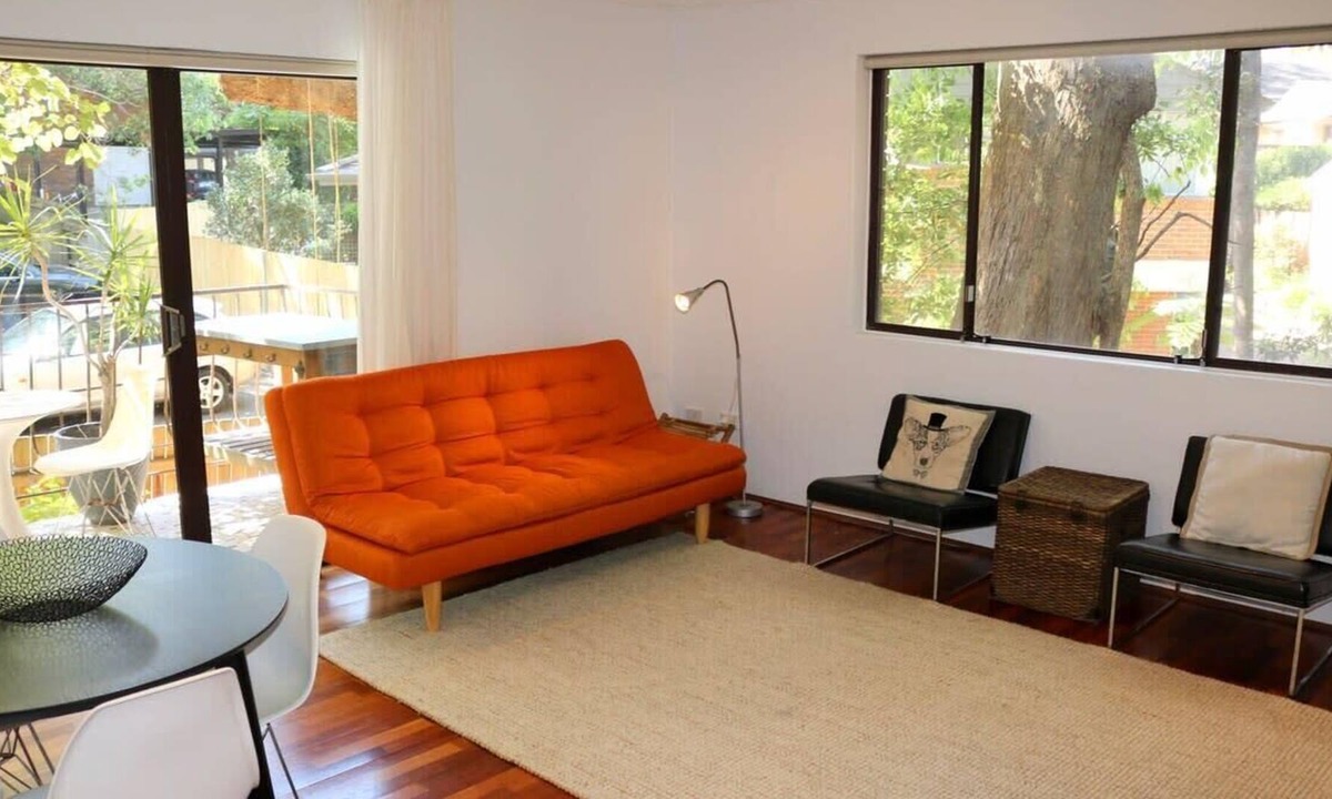 Lane Cove North Apartment | Spacious 3 Bedroom Apartment 20 Min To The CBD