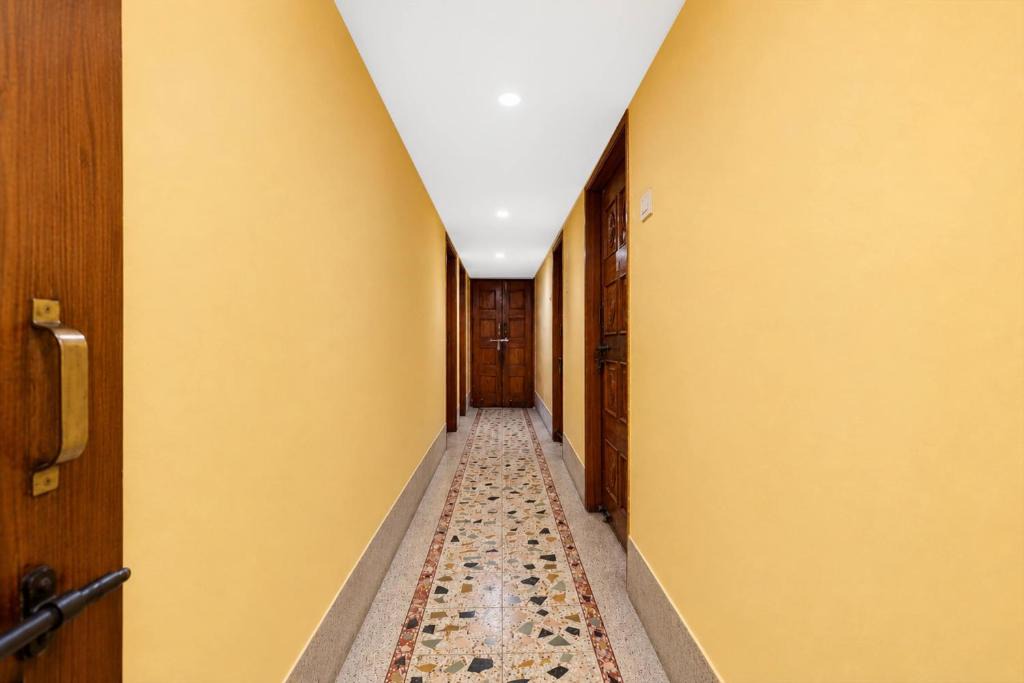 Chas Hotel | SPOT ON Khedia Inn