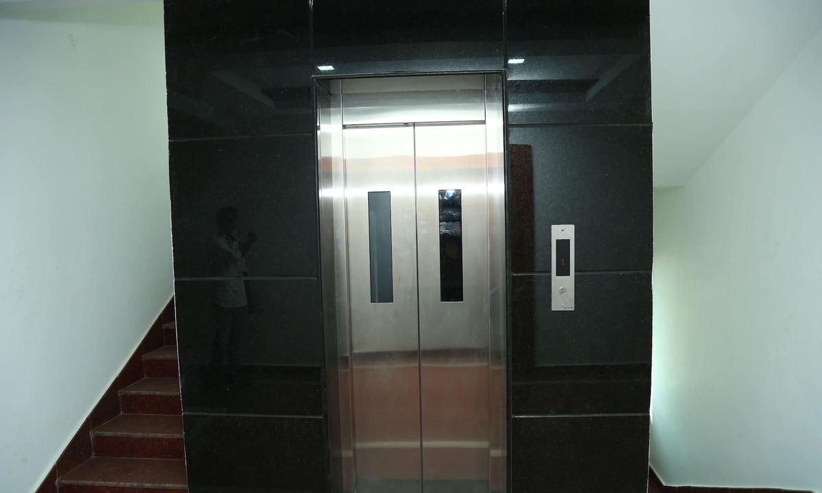 Medavakkam Hotel | Sri Sai Residency