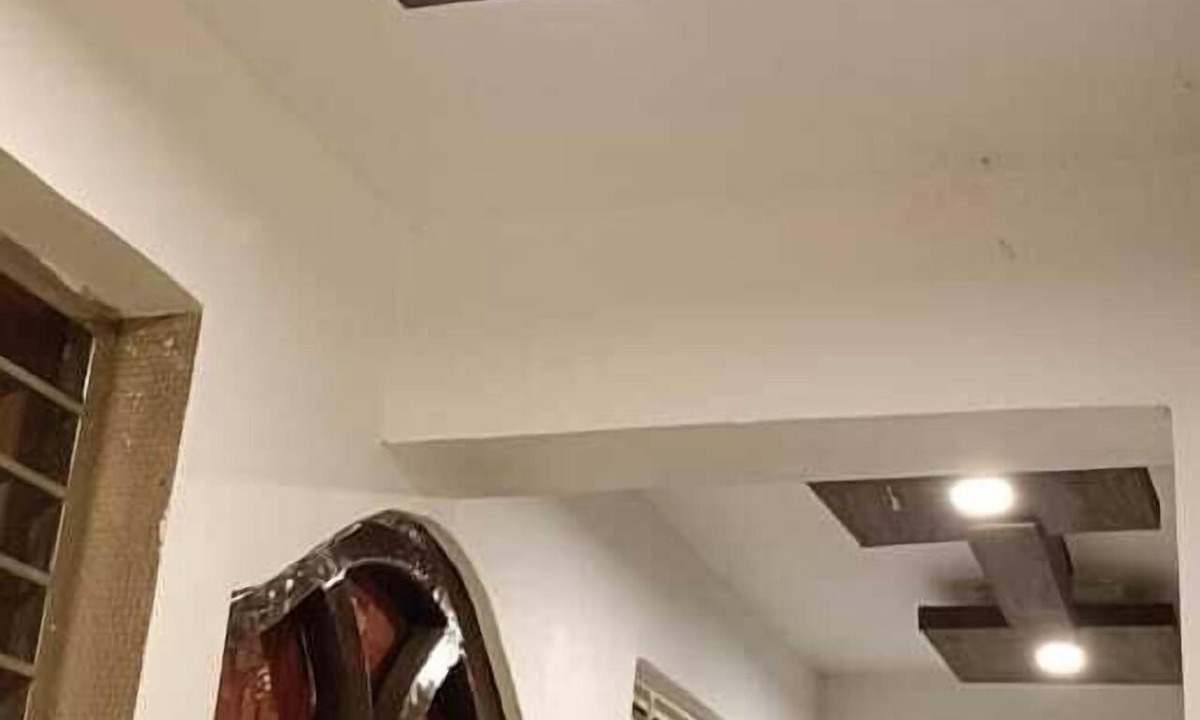Manjhanpur Hotel | Star Palace Inn