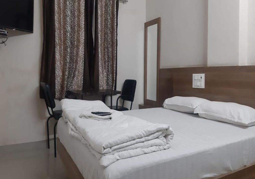 Kalaburagi Hotel | STAYMAKER Marvel Residency