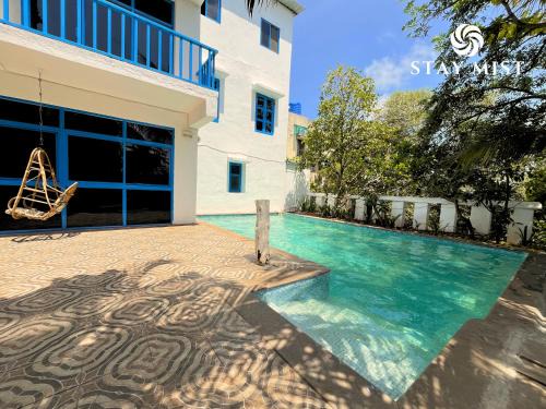 Chendhare Villa | StayMist - Casa Ibiza