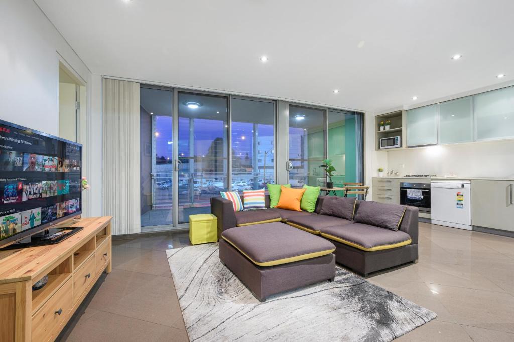 Strathfield Apartment | Strathfield sweet 2Br near Train StationShopping
