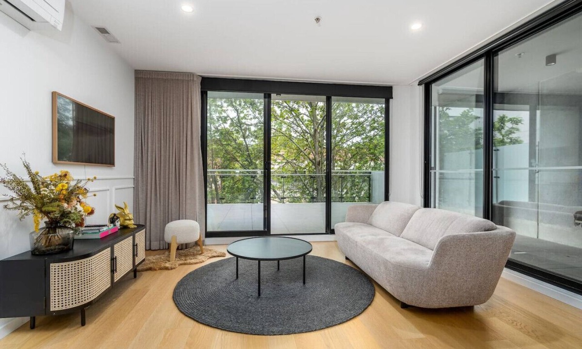 Braddon Apartment | Stylish 2BR Sanctuary in the Heart of Braddon