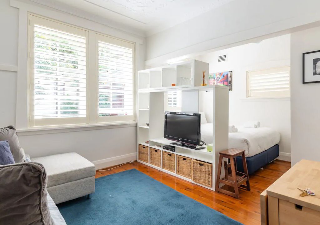 Kings Cross Apartment | Stylish Art Deco Studio In Rushcutters Bay
