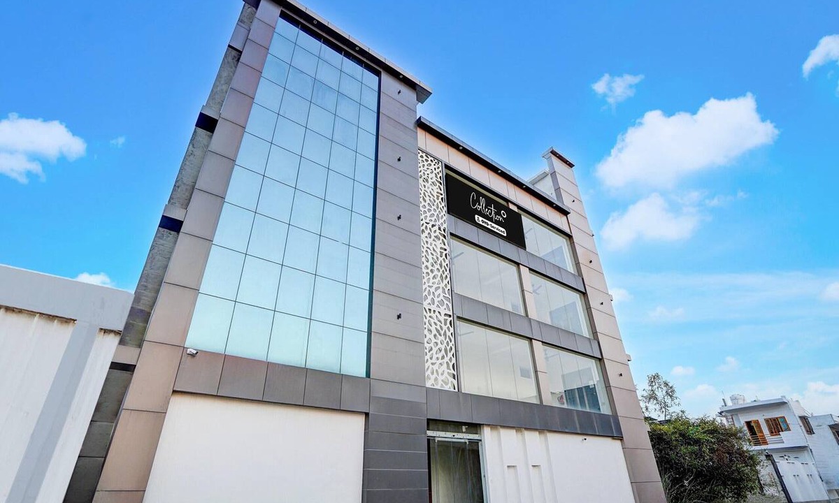 Auli House | Suite Room Friends Colony Lucknow