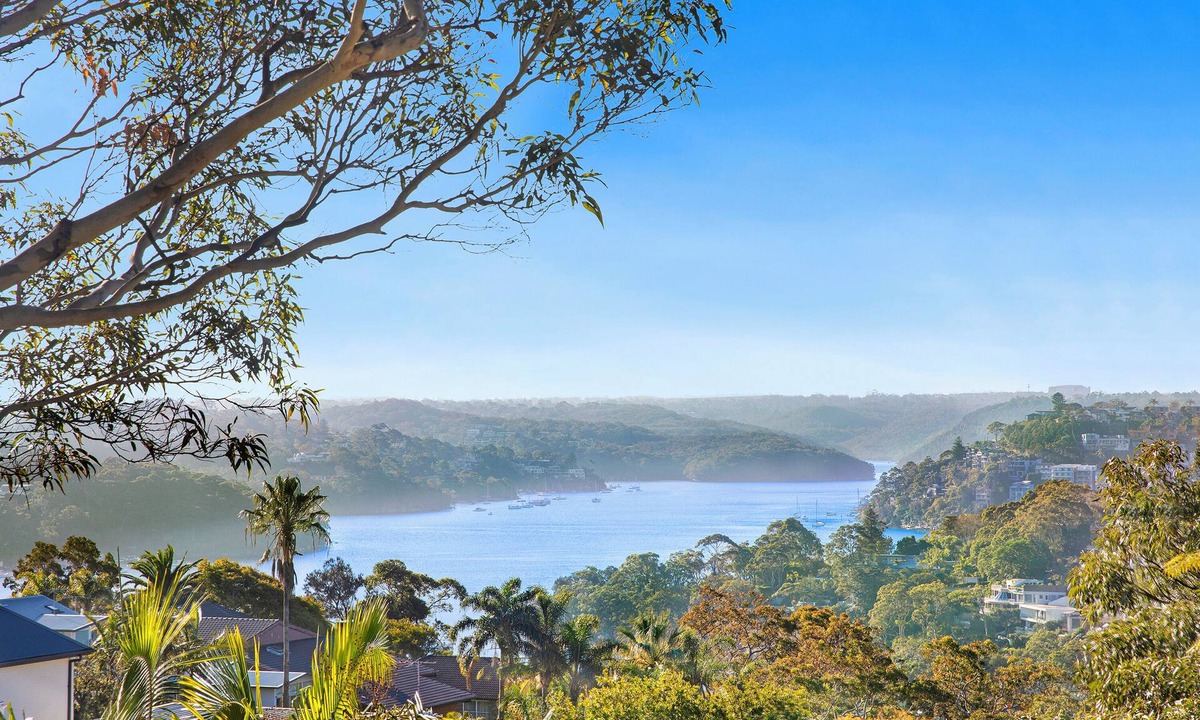 Mosman House | Sunny Elevated 4 Bedroom Family Home With Garden