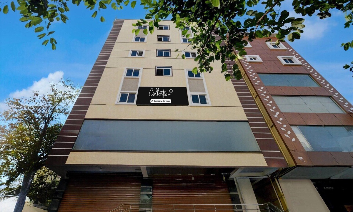 Kukatpally Housing Board Colony House | Super Collection O Forum Mall Hyderabad