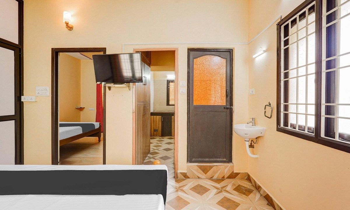 Velachery House | Super Hotel O Velachery