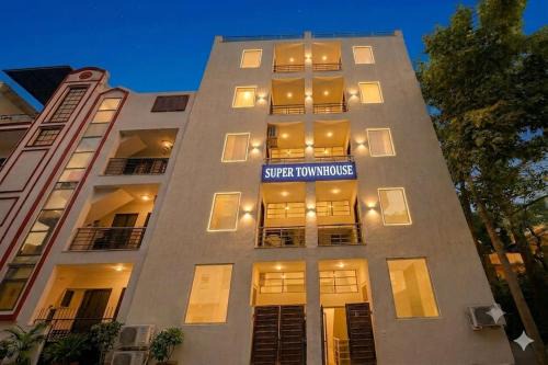 Gurugram Hotel | Super Townhouse 28