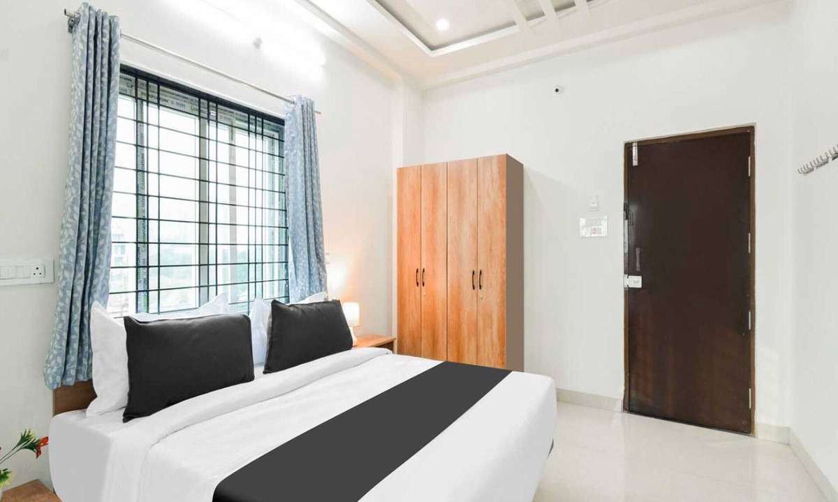 Hyderabad House | Super Townhouse Kokapet Near GAR