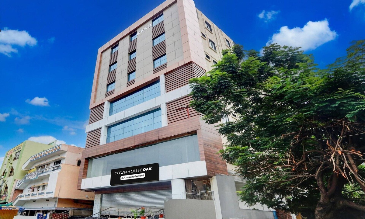 Warangal House | Super Townhouse Oak Public Garden