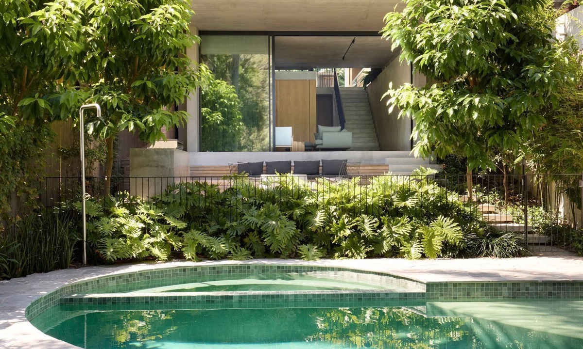 Clovelly House | Surfside Clovelly by Contemporary Hotels