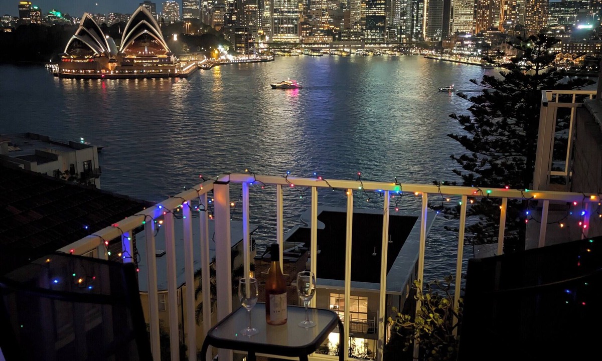 Milsons Point Apartment | Sydney Opera House & Harbour Views - Kirribilli Studio apartment