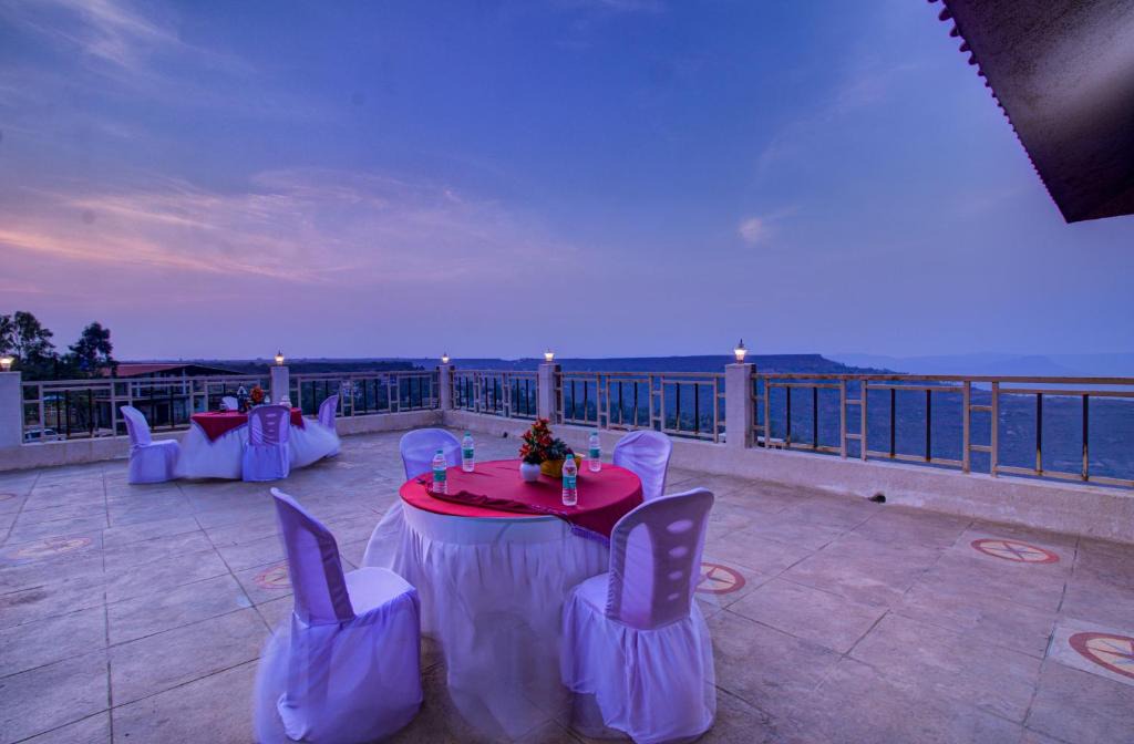 Mahabaleshwar Villa | TAJ VILLA Mahabaleshwar