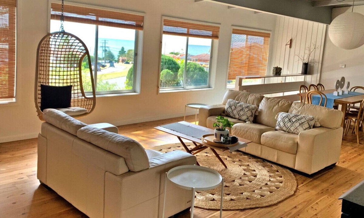 Caves Beach House | Take A Break at Caves
